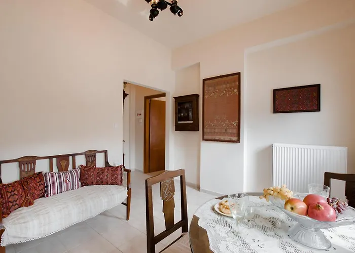 Prasini Folia - Traditional Residence