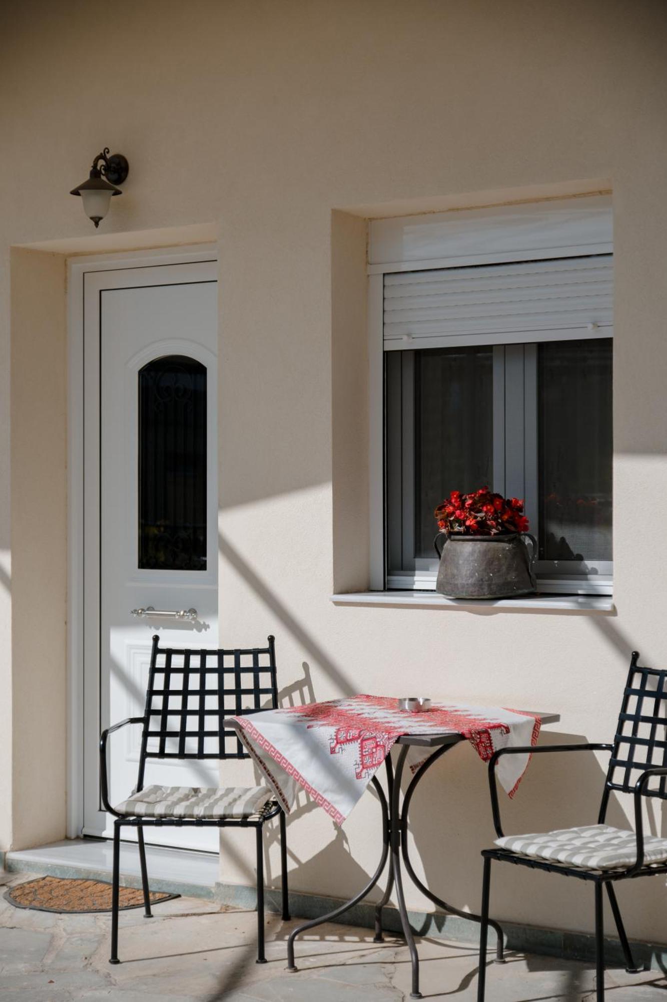 Prasini Folia - Traditional Apartment Anogeia