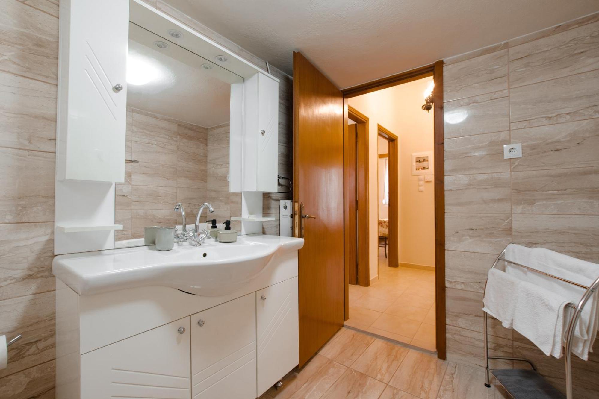 Prasini Folia - Traditional Apartment Anogeia